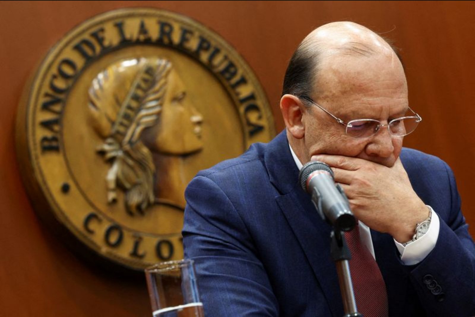 Colombian Board Poised to Lift Rates as Government Representation Remains Uncertain