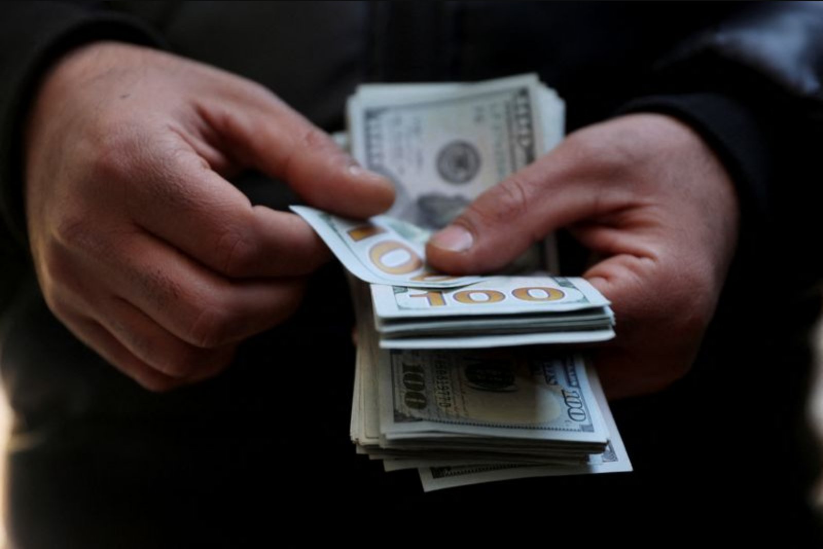 Rial tumbles to record low as ceasefire frees pent-up demand for hard currency