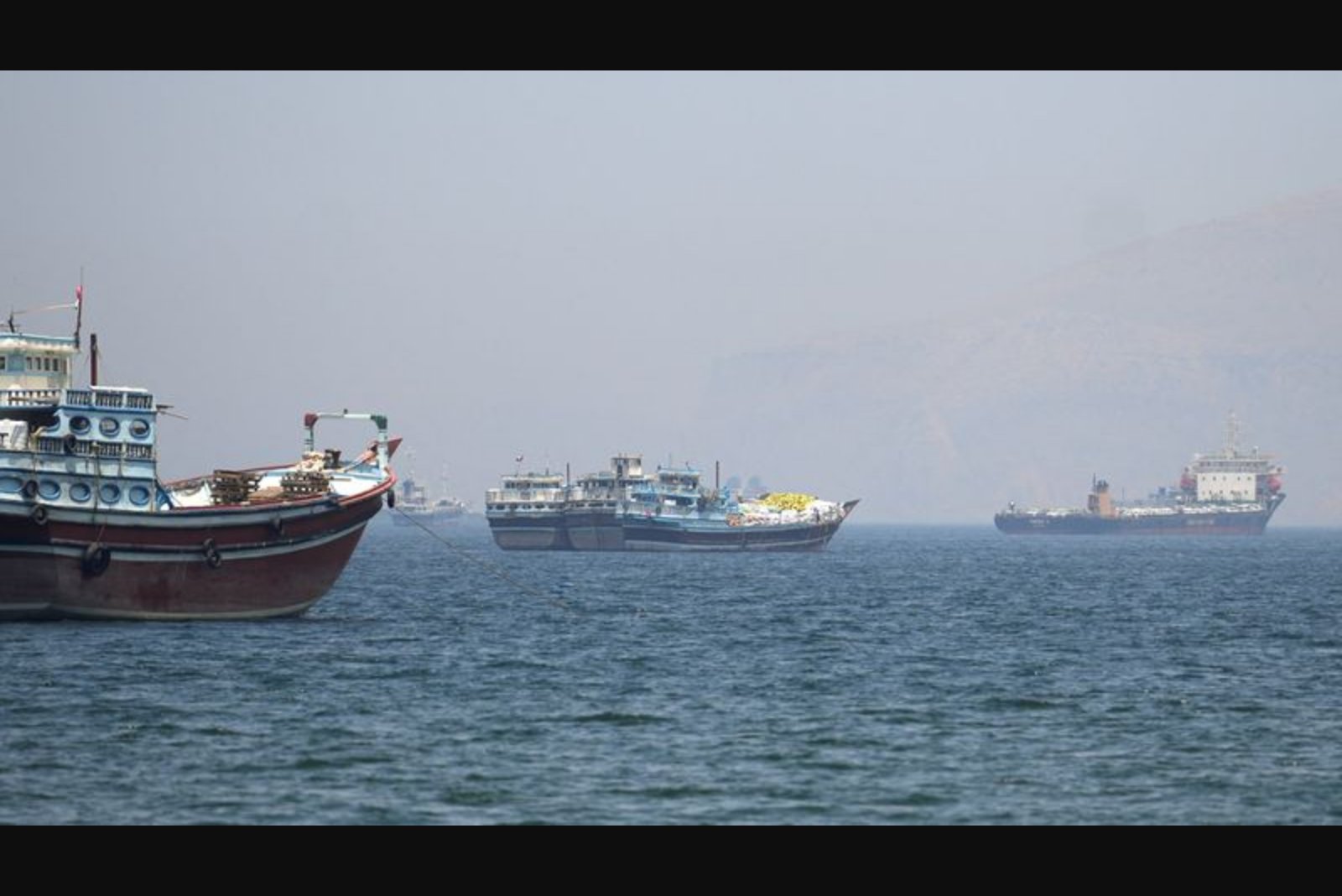 Hormuz passages remain a trickle as U.S.-Iran talks stall