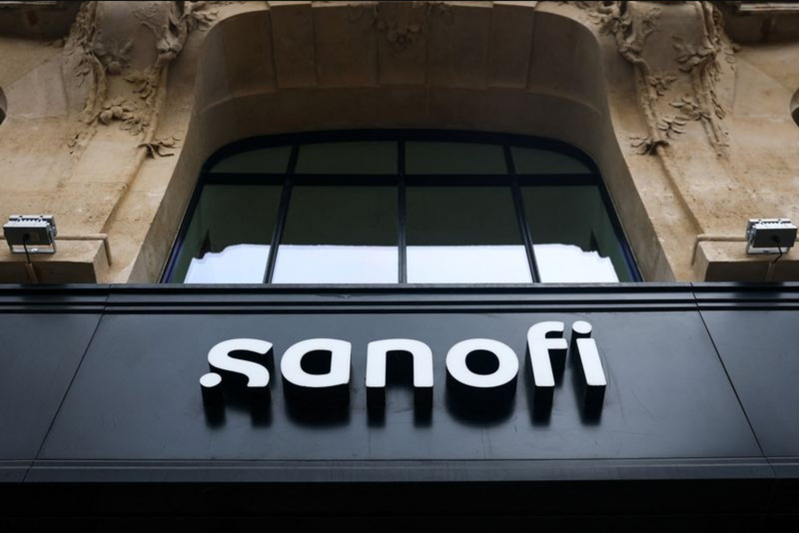 Sanofi Sees High Single-Digit Sales Growth in 2026, Announces 1 Billion Euro Buyback