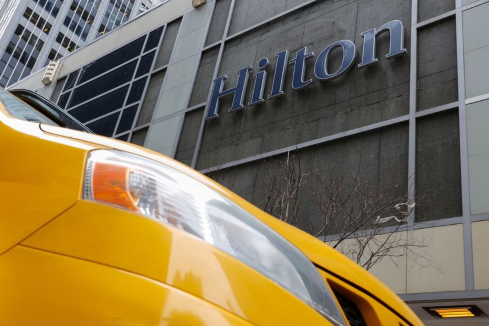 Hilton Lifts Full-Year RevPAR Outlook, Citing Strength in Travel Demand