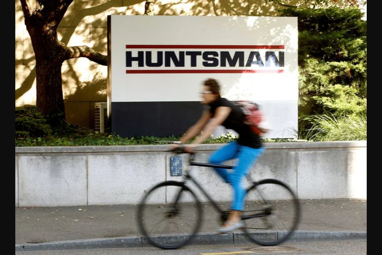 Olin to Acquire Huntsman in $2.43 Billion All-Stock Deal as Chemical Sector Faces Pressure