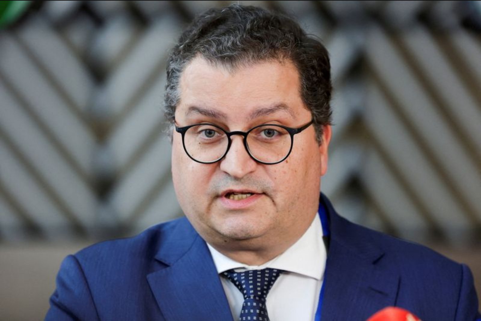 Portugal Sets 0.5% GDP Cap on Any Budget Shortfall to Maintain Market Confidence