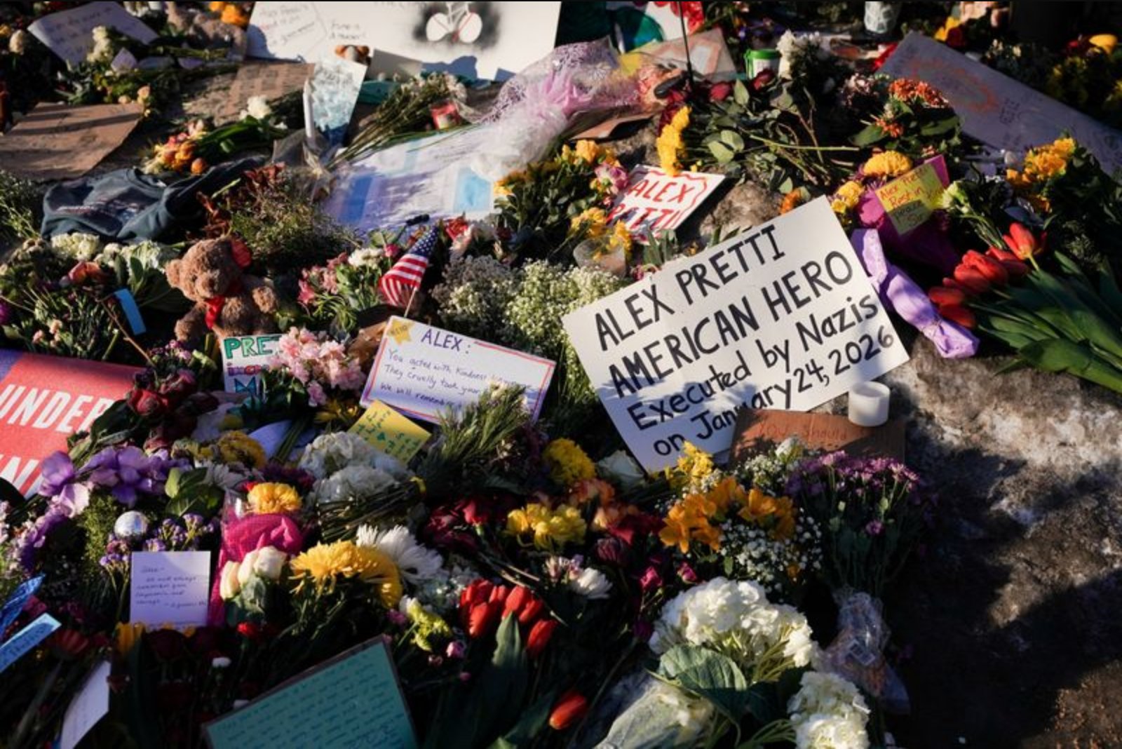 CBP Preliminary Review Does Not Report Alex Pretti Brandishing a Firearm