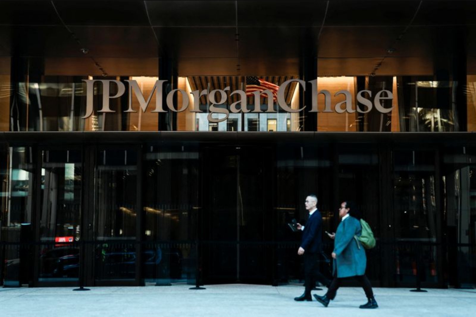 JPMorgan Adds Goldman Veteran Yi Zhang as Co-Head of China Investment Banking