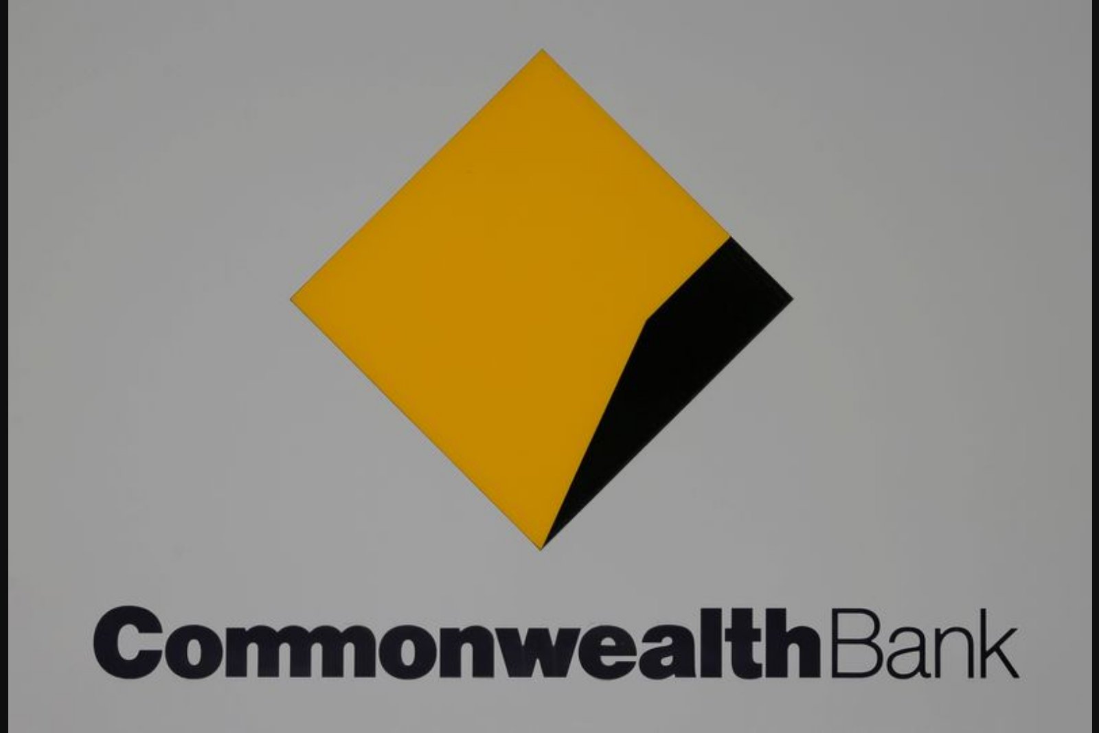 Commonwealth Bank Shares Decline Amid Increased Provisions and Federal Housing Tax Reforms