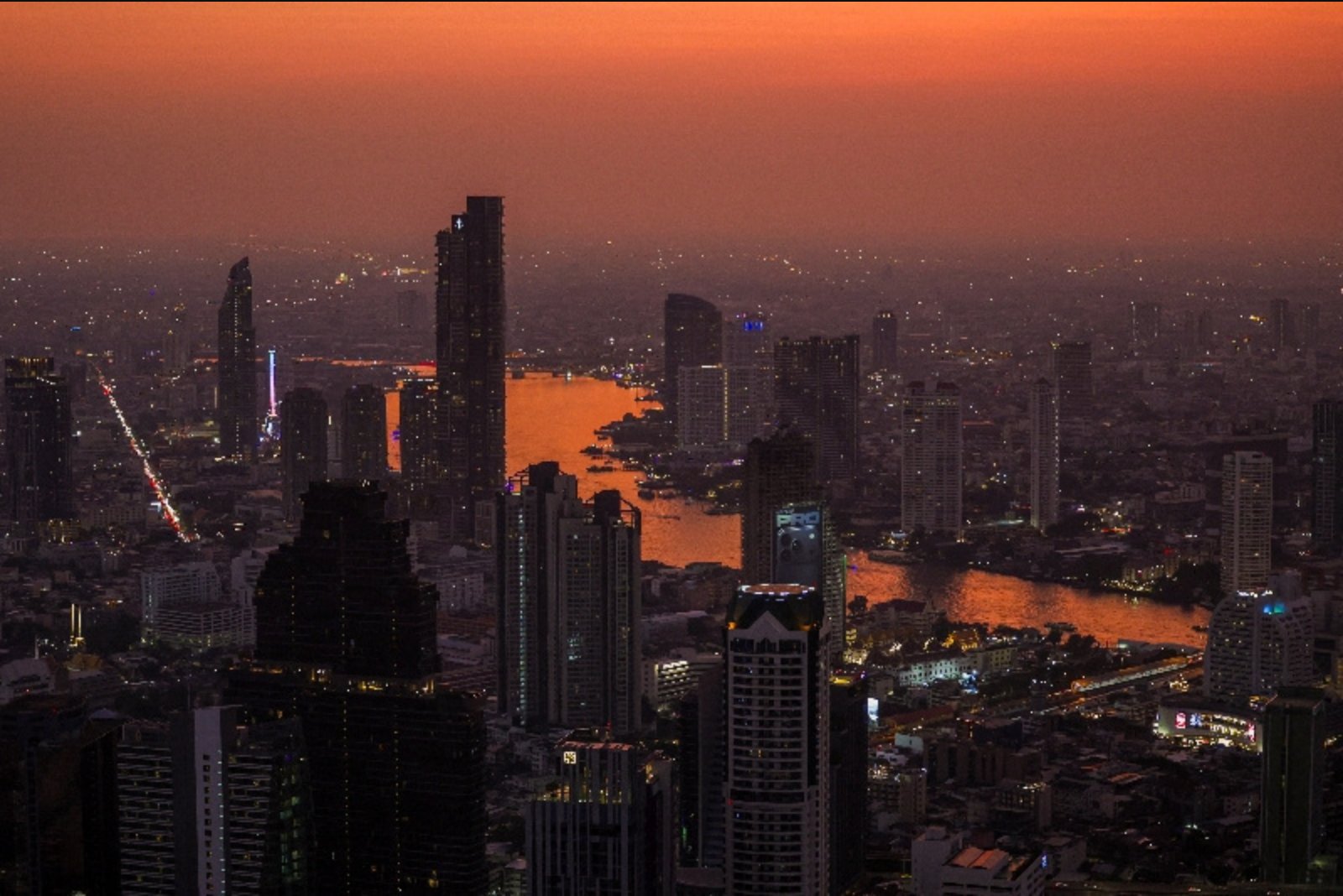 Thai Q1 GDP Surprises on Upturn in Exports, Consumption and Investment; 2026 Outlook Left Intact Amid Middle East Conflict