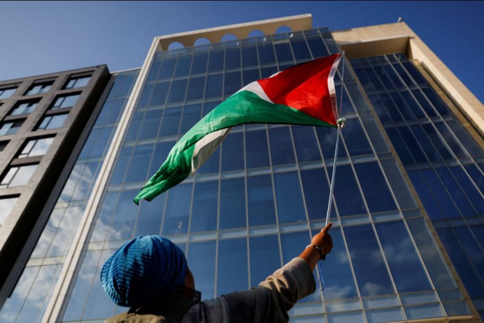 Opposition to AIPAC Fuels Democratic Primary Rift as Candidates Challenge Incumbents