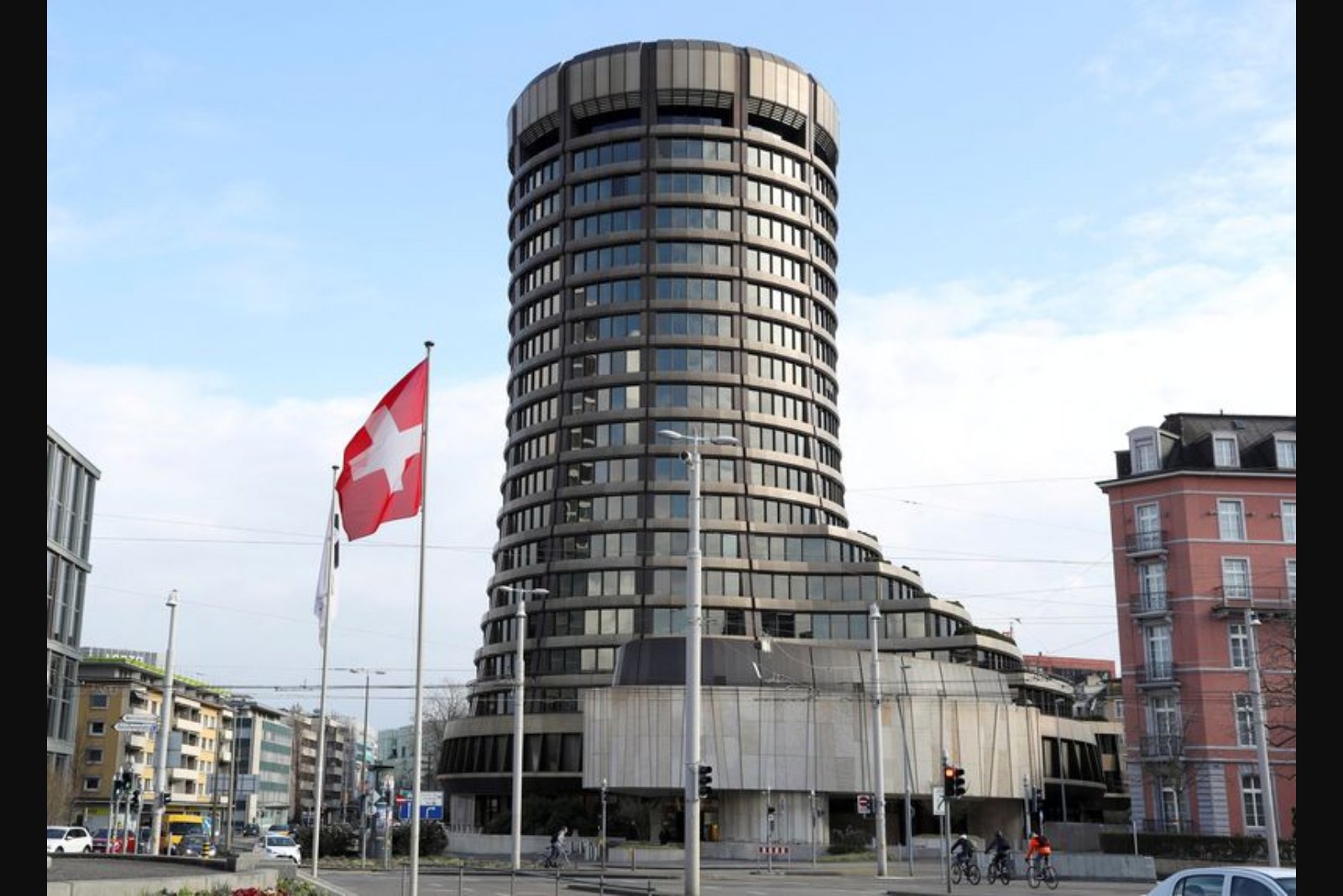 BIS General Manager Warns of Inflationary Risks Linked to Broad Fiscal Stimulus