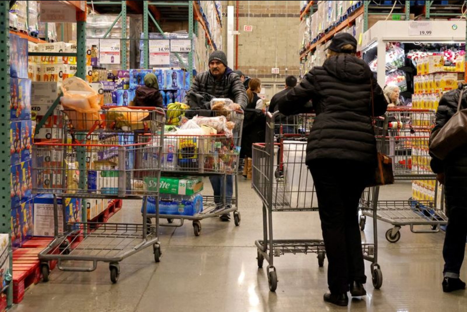 US Consumer Prices Seen Rising Again in April, Lifted by Fuel and Shelter Data
