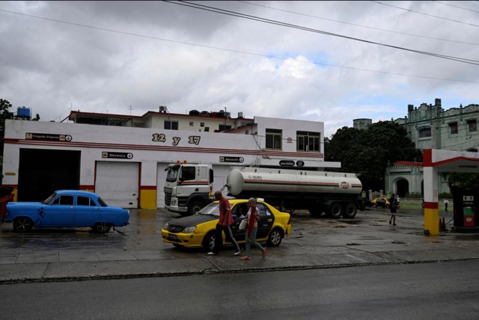 Mexico Weighs Fuel Deliveries to Cuba While Seeking to Avoid U.S. Tariffs