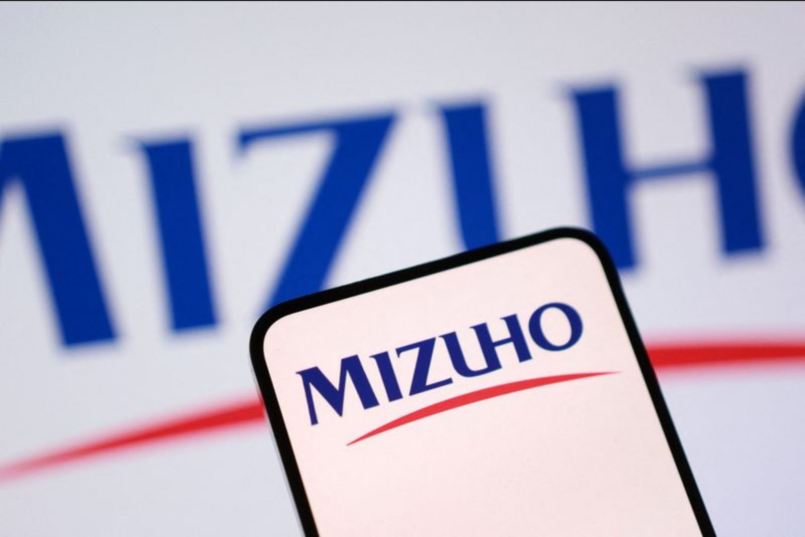Mizuho Hires Richard Robinson as Senior Industrials Banker