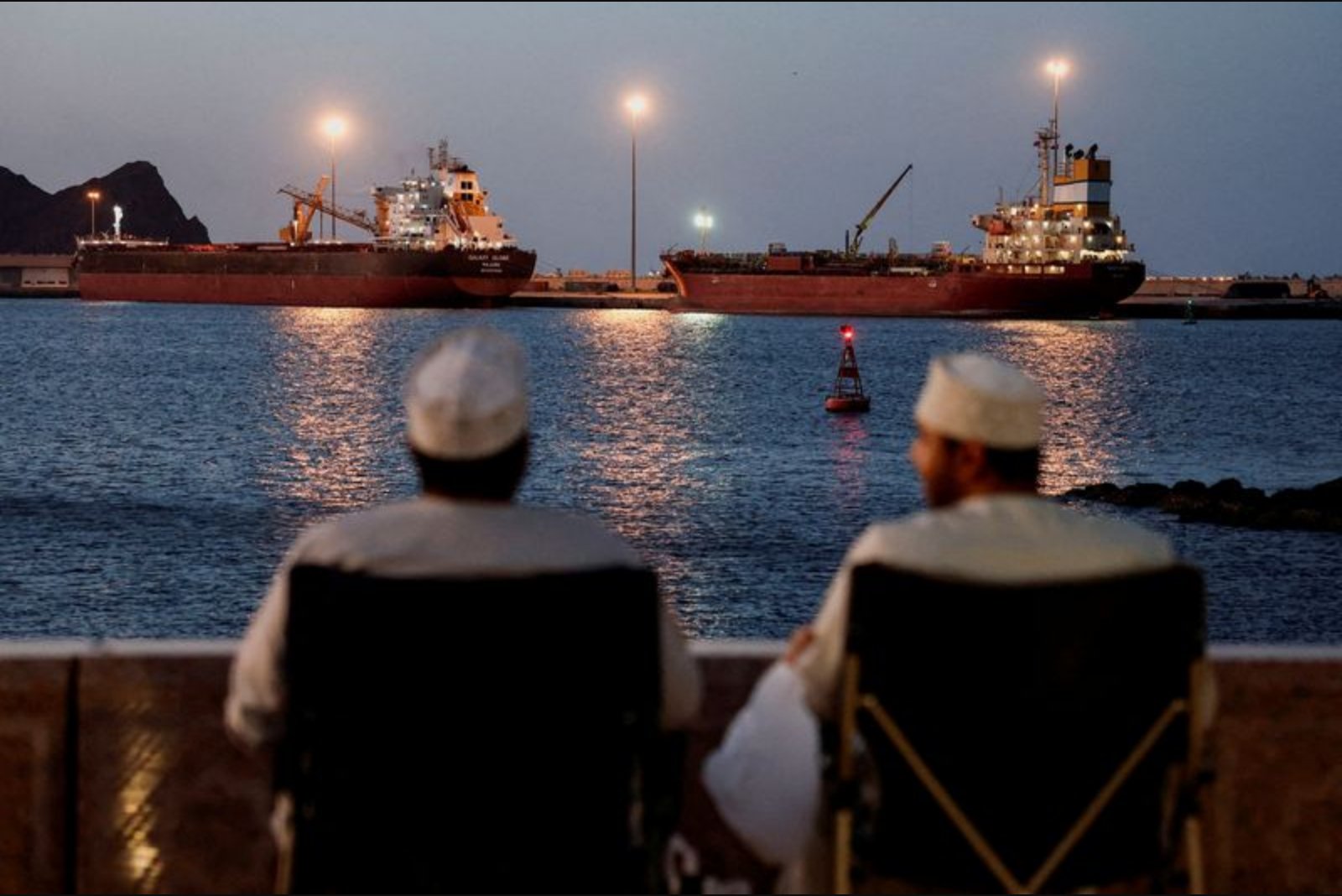 Iraq and Pakistan Secure Transit Deals with Iran as Tehran Tightens Control of Hormuz