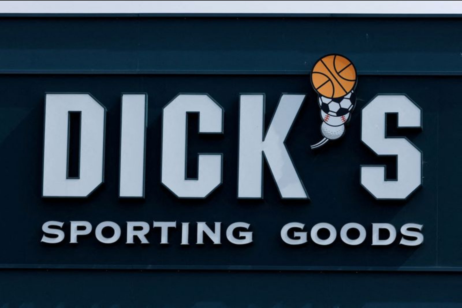 Dick's Lifts Full-Year Sales Outlook After Quarterly Beat, Cites Strong Footwear and Apparel Demand