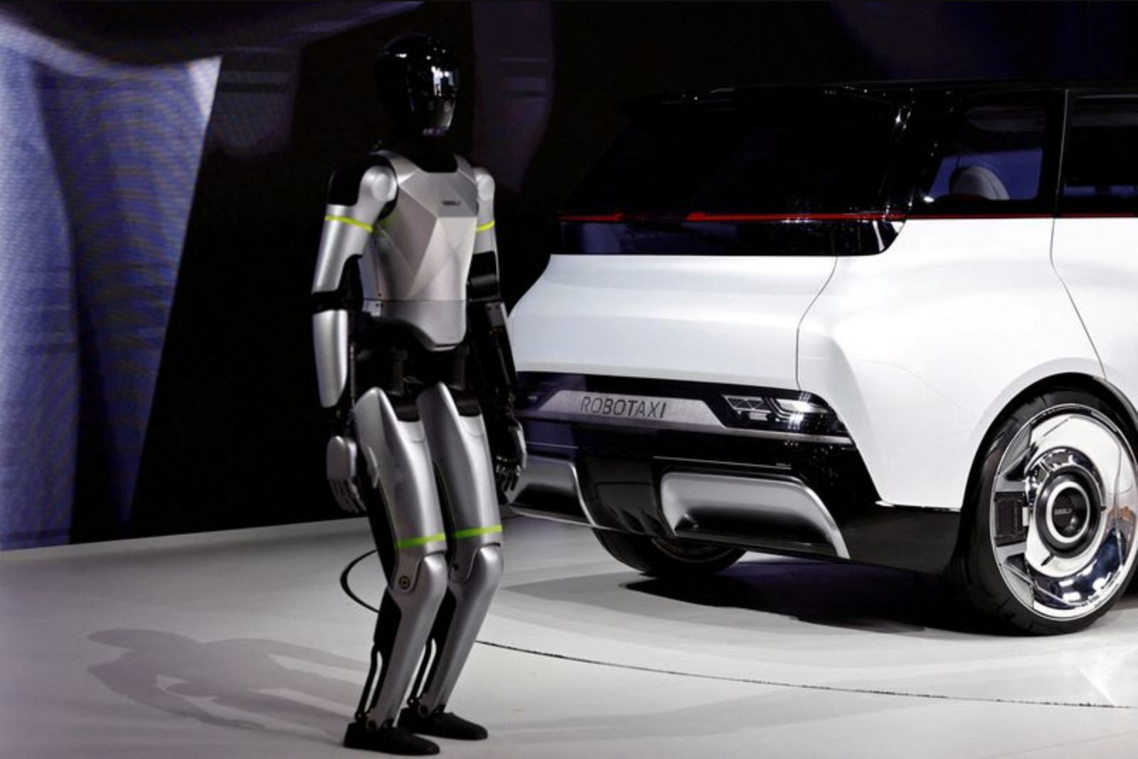 Geely’s Caocao Readies Thousands of Purpose-Built Robotaxis for 2027 Rollout