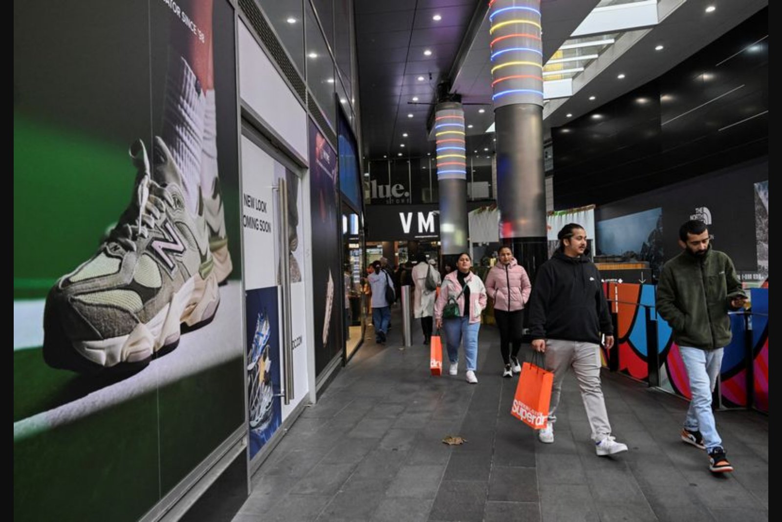 Australian Consumer Mood Plummets to Multi-Year Low as Iran Conflict and Rates Bite