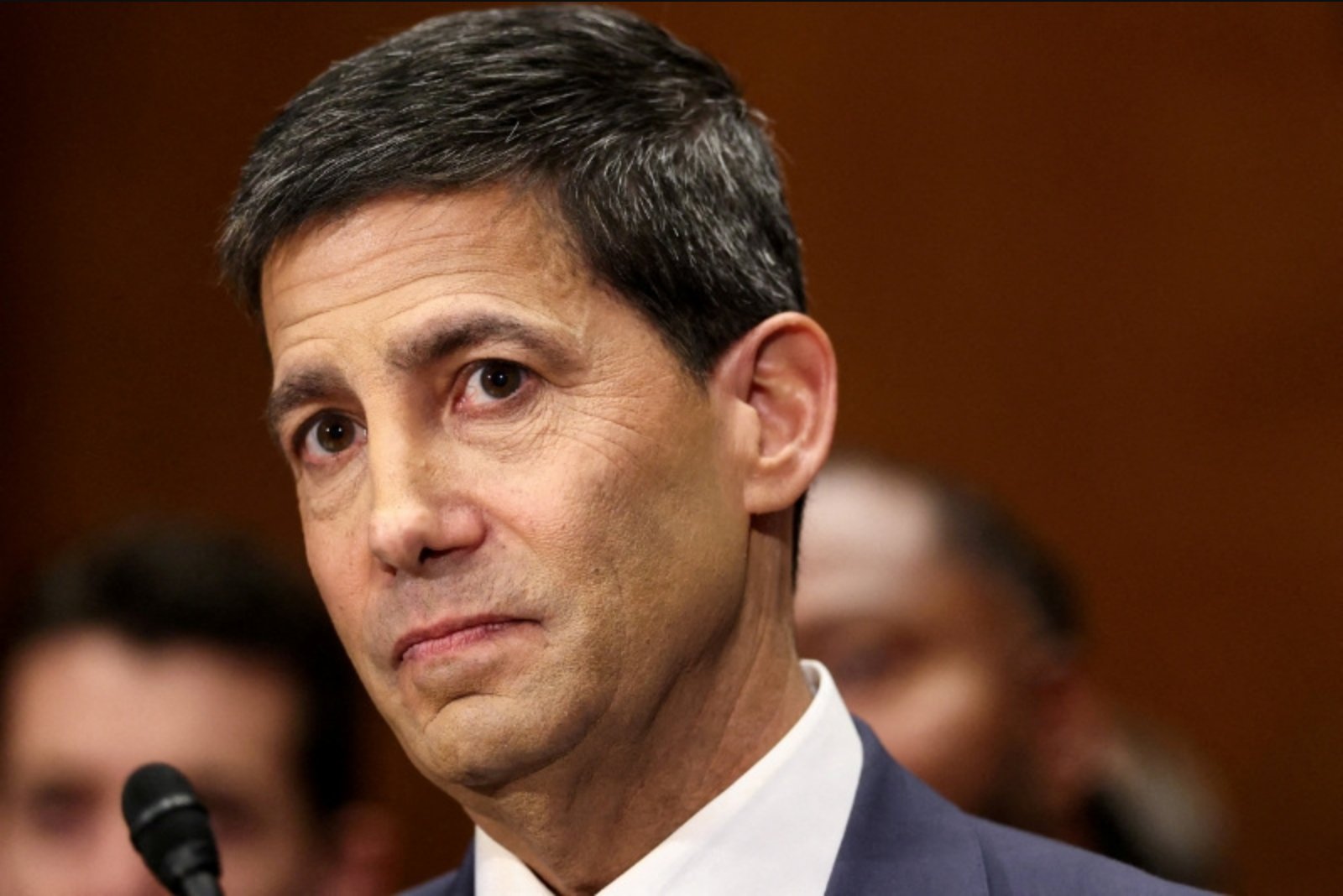 New Fed Chair Ushers in Uncertainty as Inflation and Policy Paths Diverge