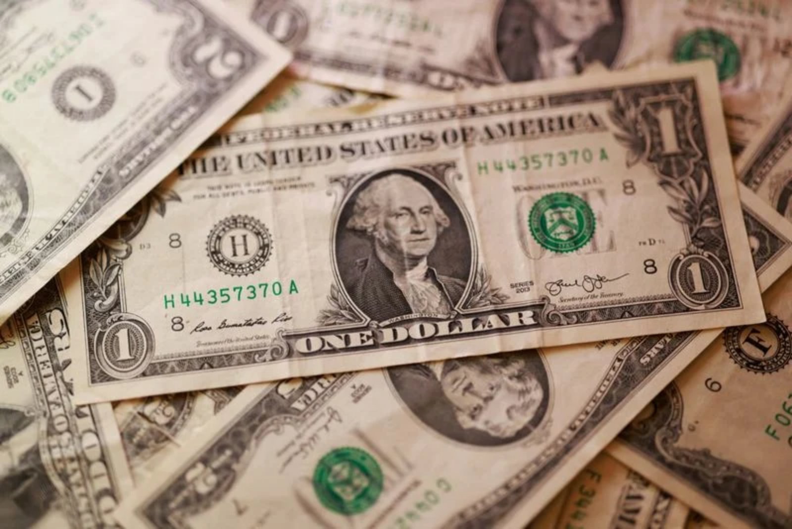 Foreign Capital Inflows to U.S. Securities Surge in April Amid Economic Scrutiny