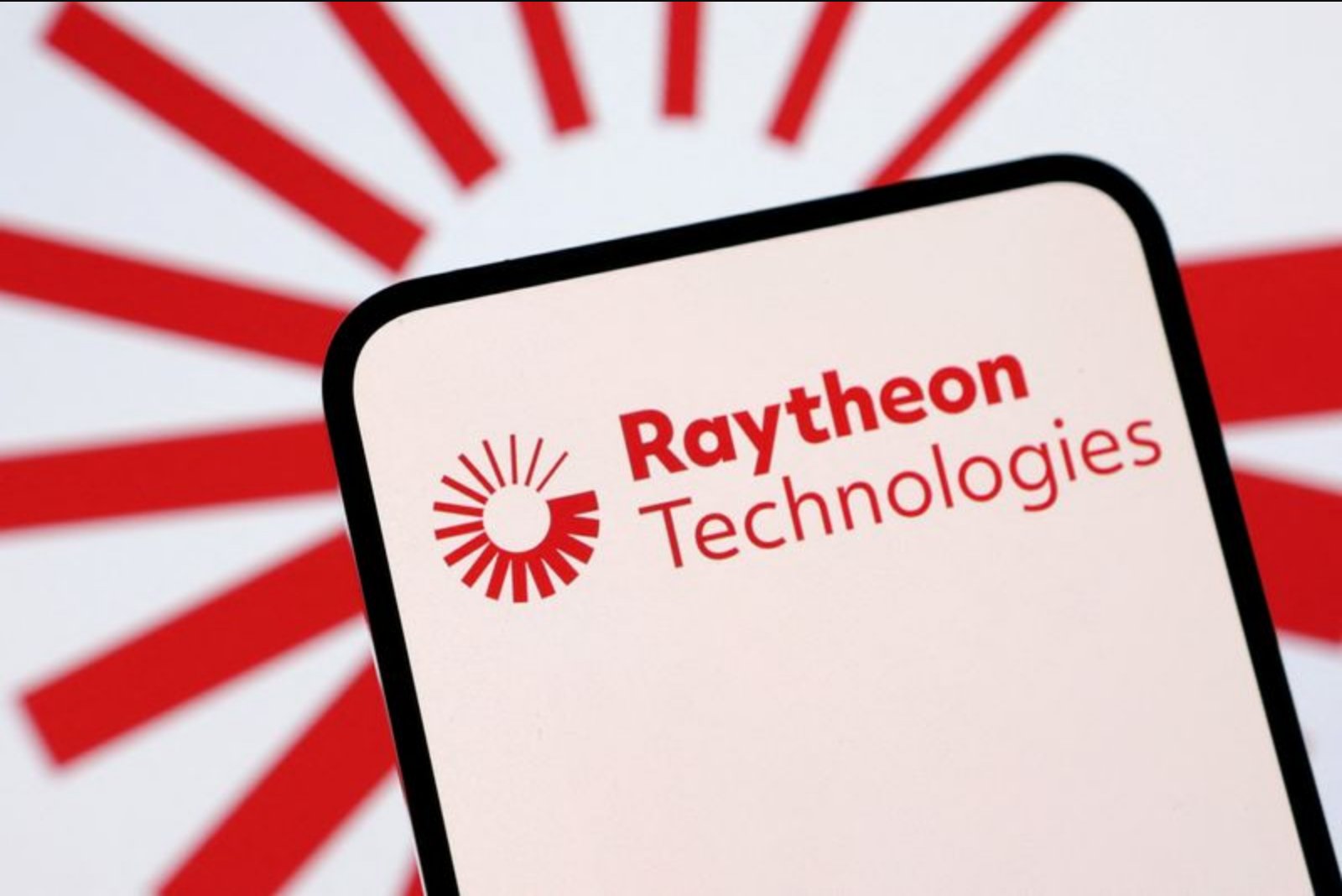 Raytheon Wins Seven-Year Production Pact to Mass-Produce Missiles for U.S. Forces