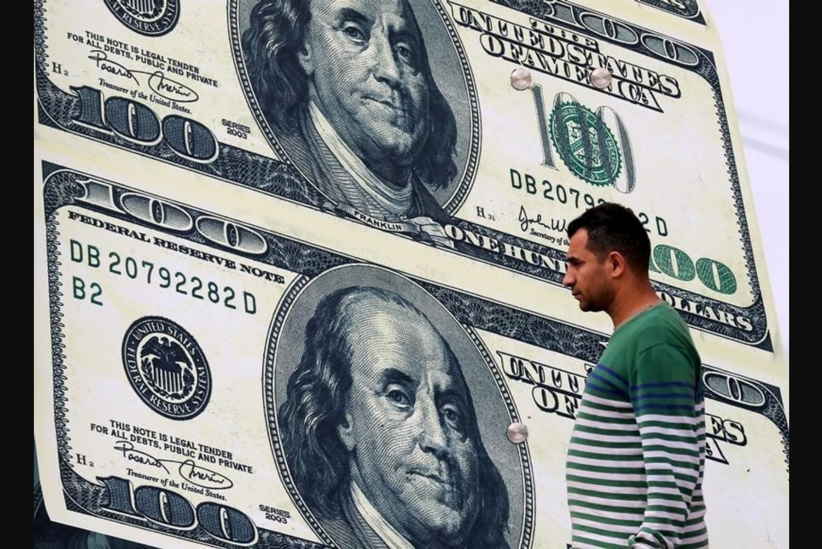 Asian Currencies Slide as Dollar Strengthens Following Breakdown in U.S.-Iran Talks
