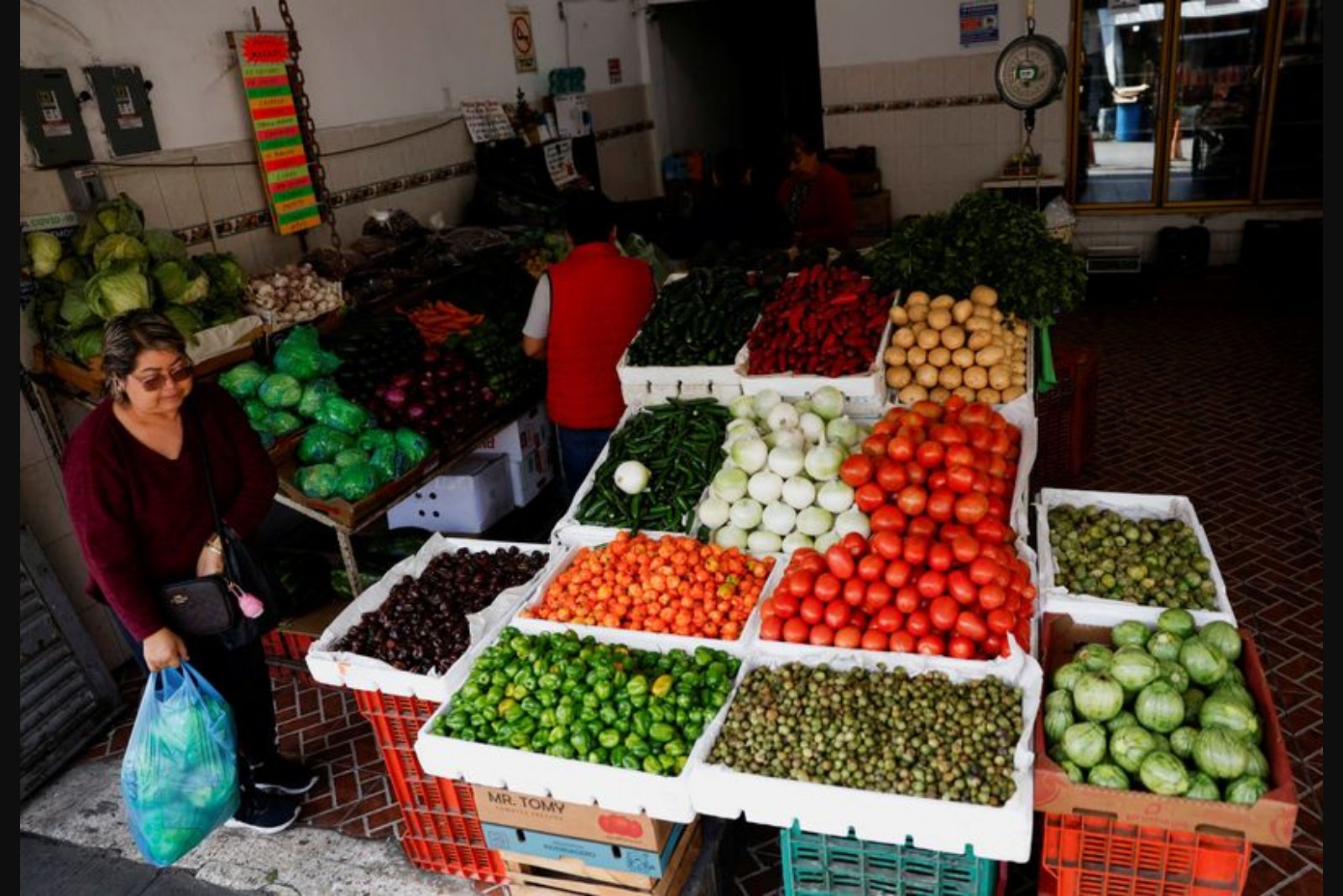 Mexico January Inflation Accelerates After New Taxes, Core Rate Hits Highest Since March 2024