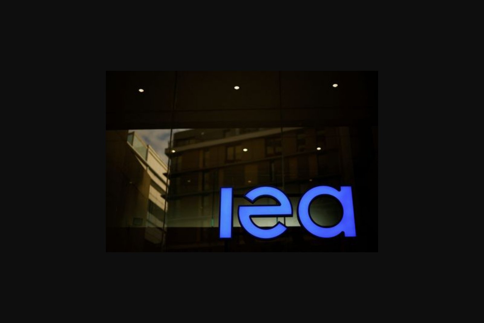 IEA Proposes Record Emergency Oil Release as Strait of Hormuz Disruptions Spike