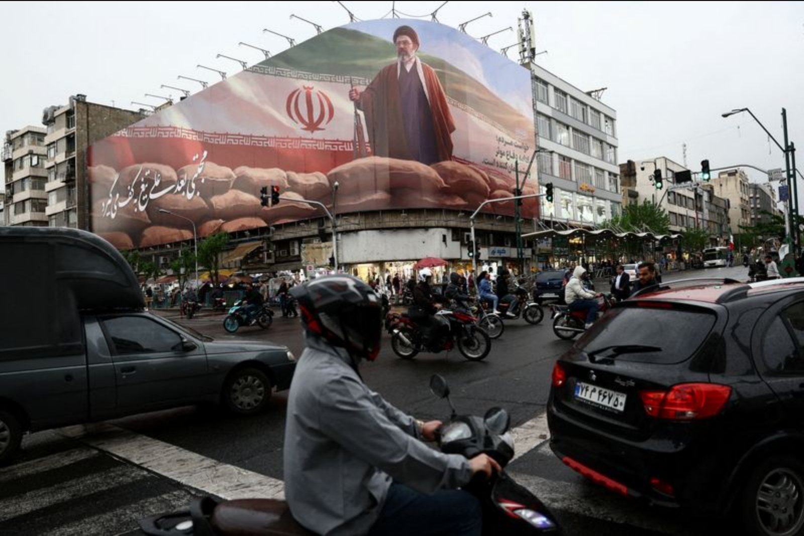 Trump, Oil Executives Weigh Plans to Sustain Blockade of Iranian Ports as Tensions and Economic Strain Grow