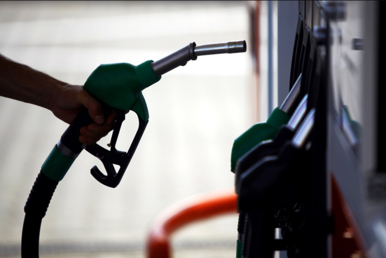 South Korea Imposes Two-Week Wholesale Fuel Price Cap, First Major Intervention Since 1998