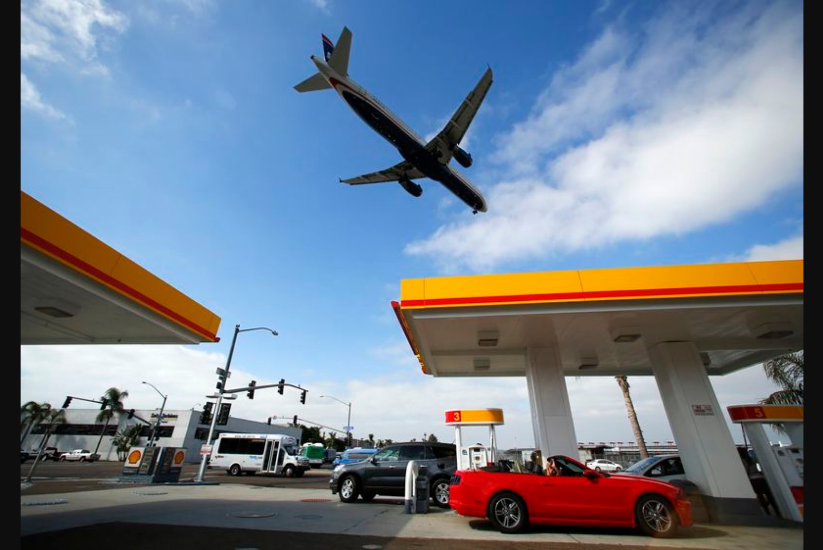 U.S. Pump Prices Spike as Conflict with Iran Disrupts Fuel Flows