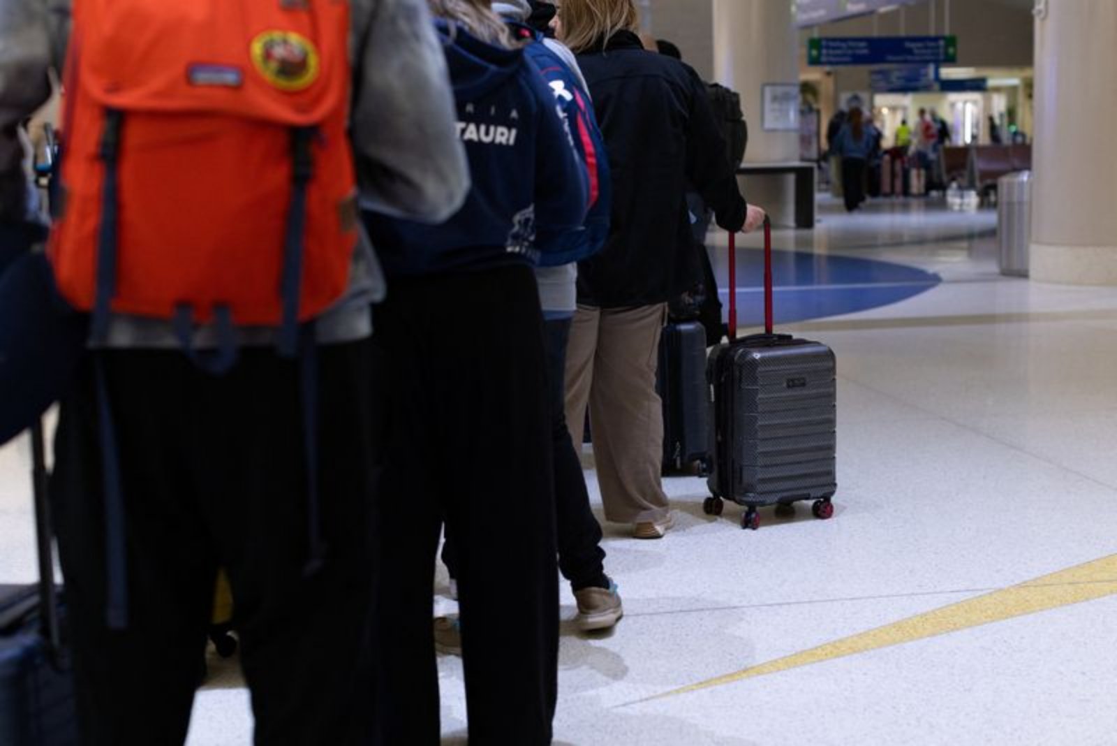 TSA Absences Rise as Shutdown Hits 30 Days, Airlines Appeal for Quick Resolution