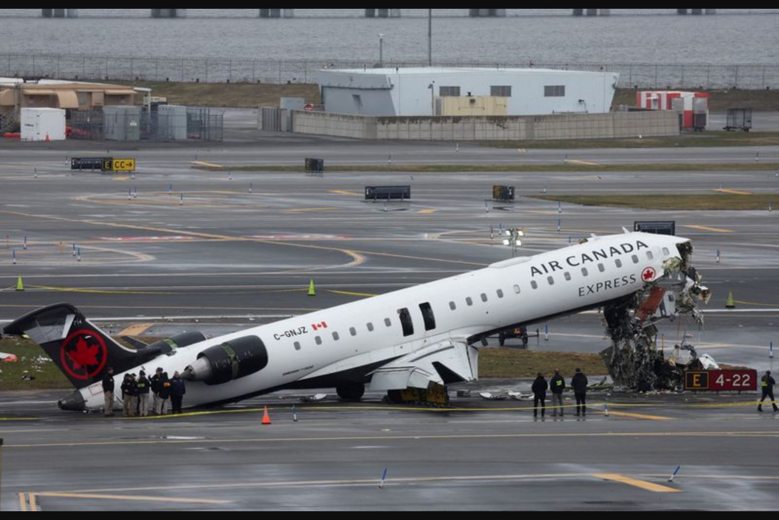 NTSB: Surface-tracking System Did Not Alert During Fatal LaGuardia Runway Collision