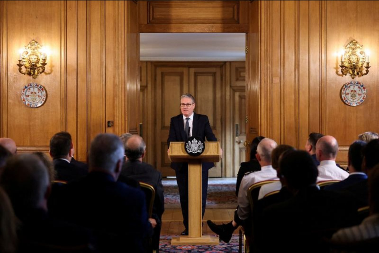 Starmer Stakes Political Revival on Rebuilding Ties with Europe as Intra-Party Pressure Mounts