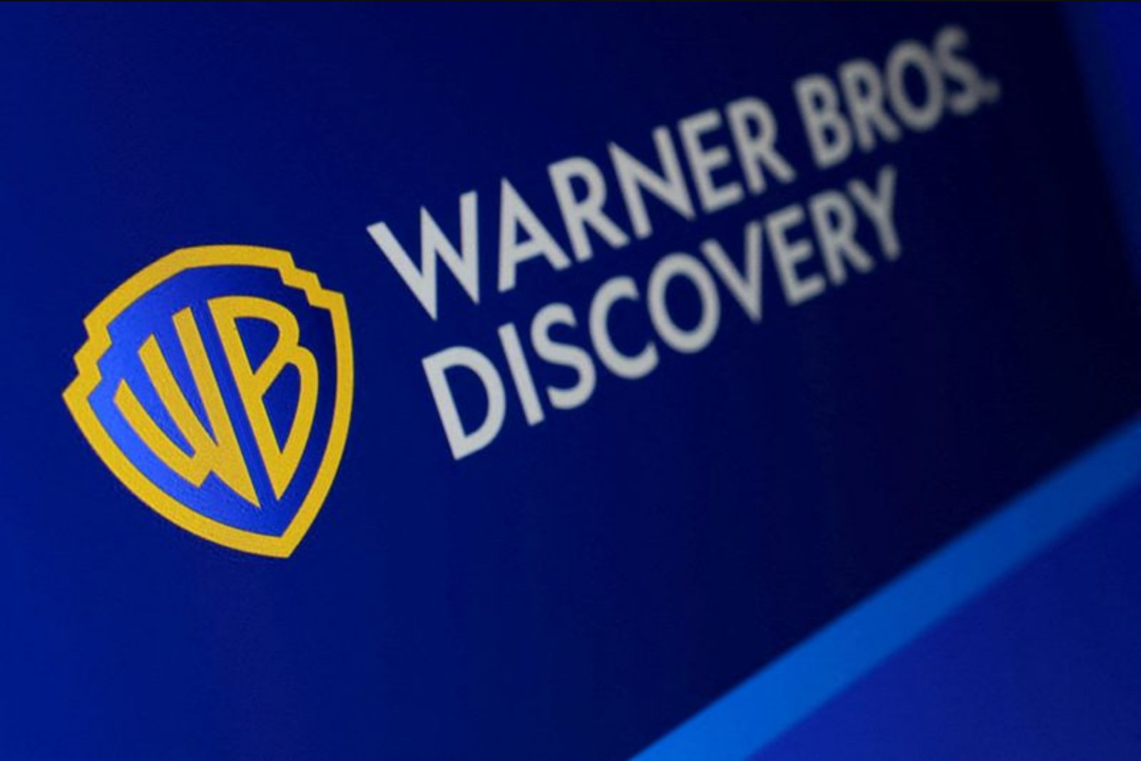 Warner Bros Discovery Posts 6% Revenue Decline as Deal Talks Take Center Stage