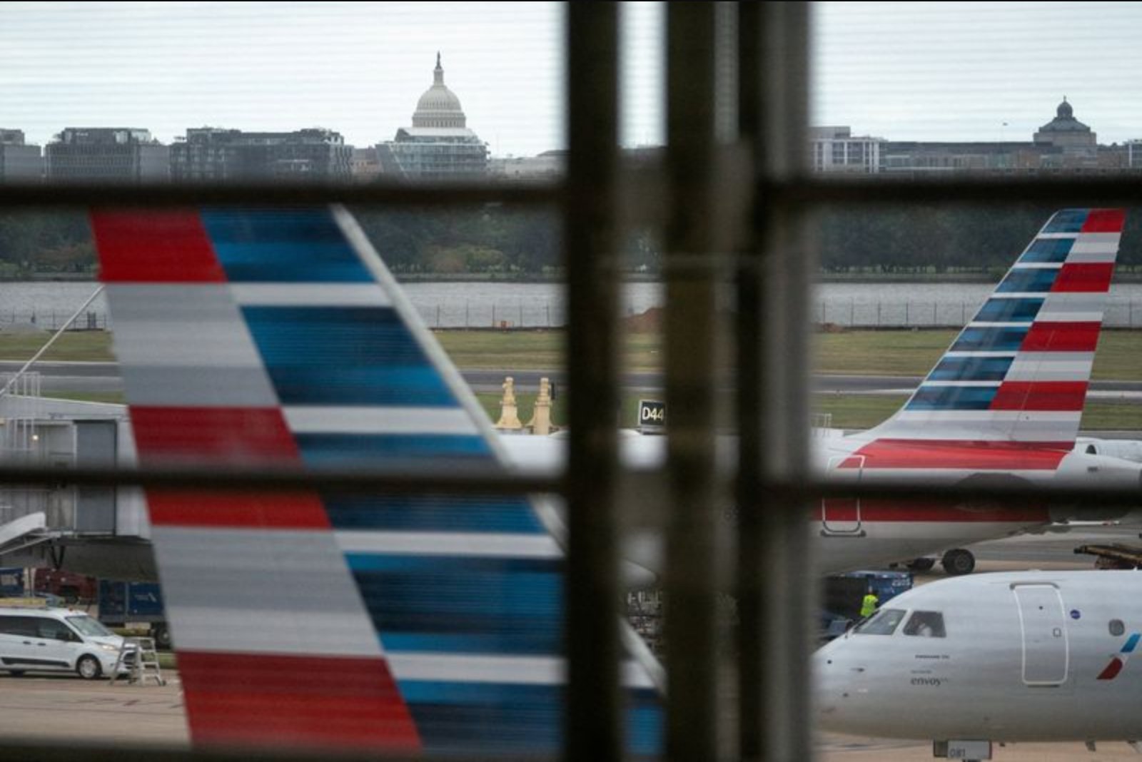 American Airlines Sees 2026 Profit Above Street on Strength in Premium Travel