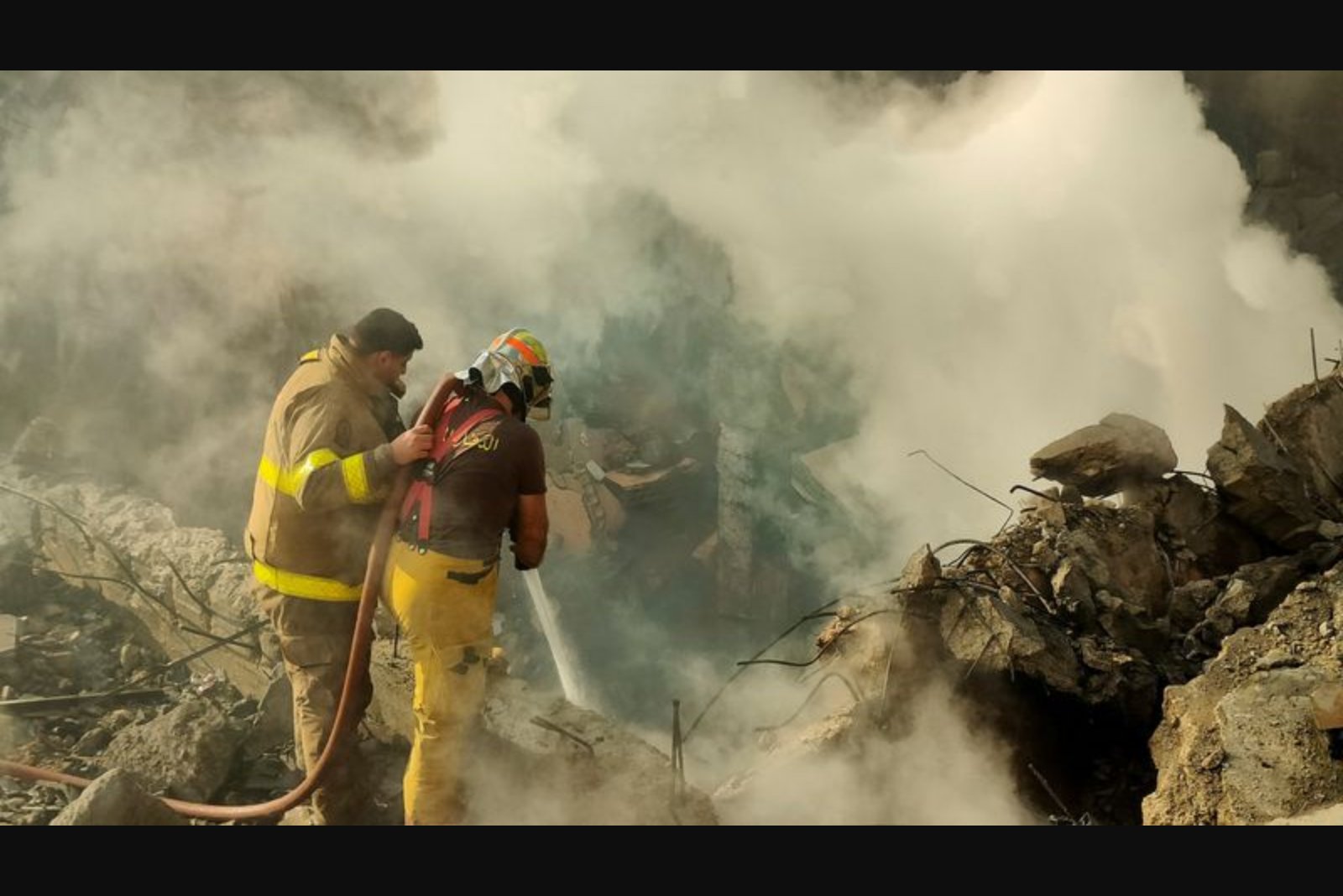 Gulf Shipping Attacks Push Oil Above $100 as Markets and Bonds React