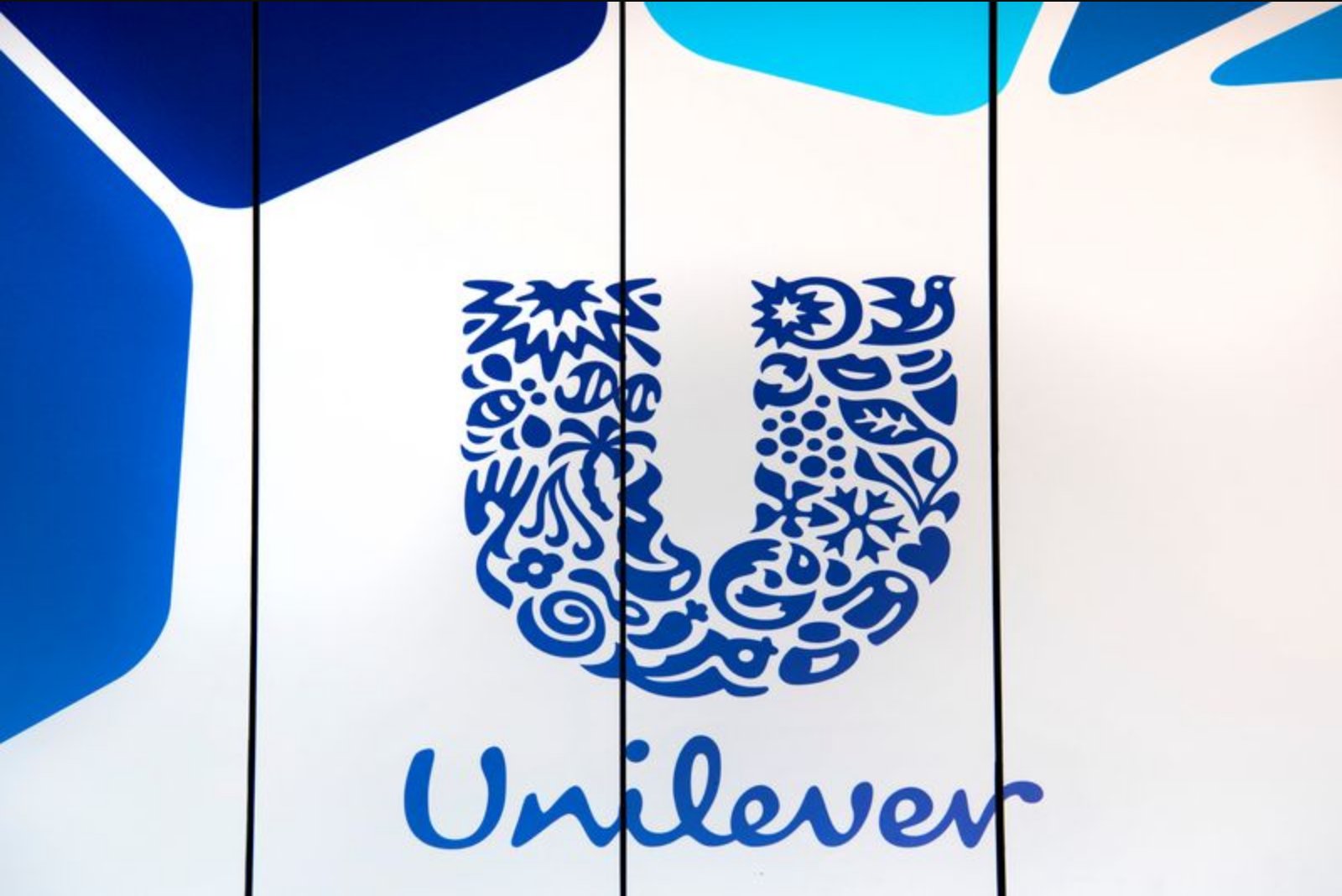 Unilever and Kraft Heinz Held Merger Talks for Food and Condiments Units, Sources Say