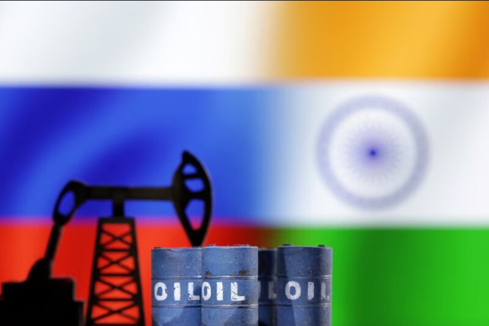 India Cuts Back on Russian Crude as It Broadens Supply Base, Oil Minister Says