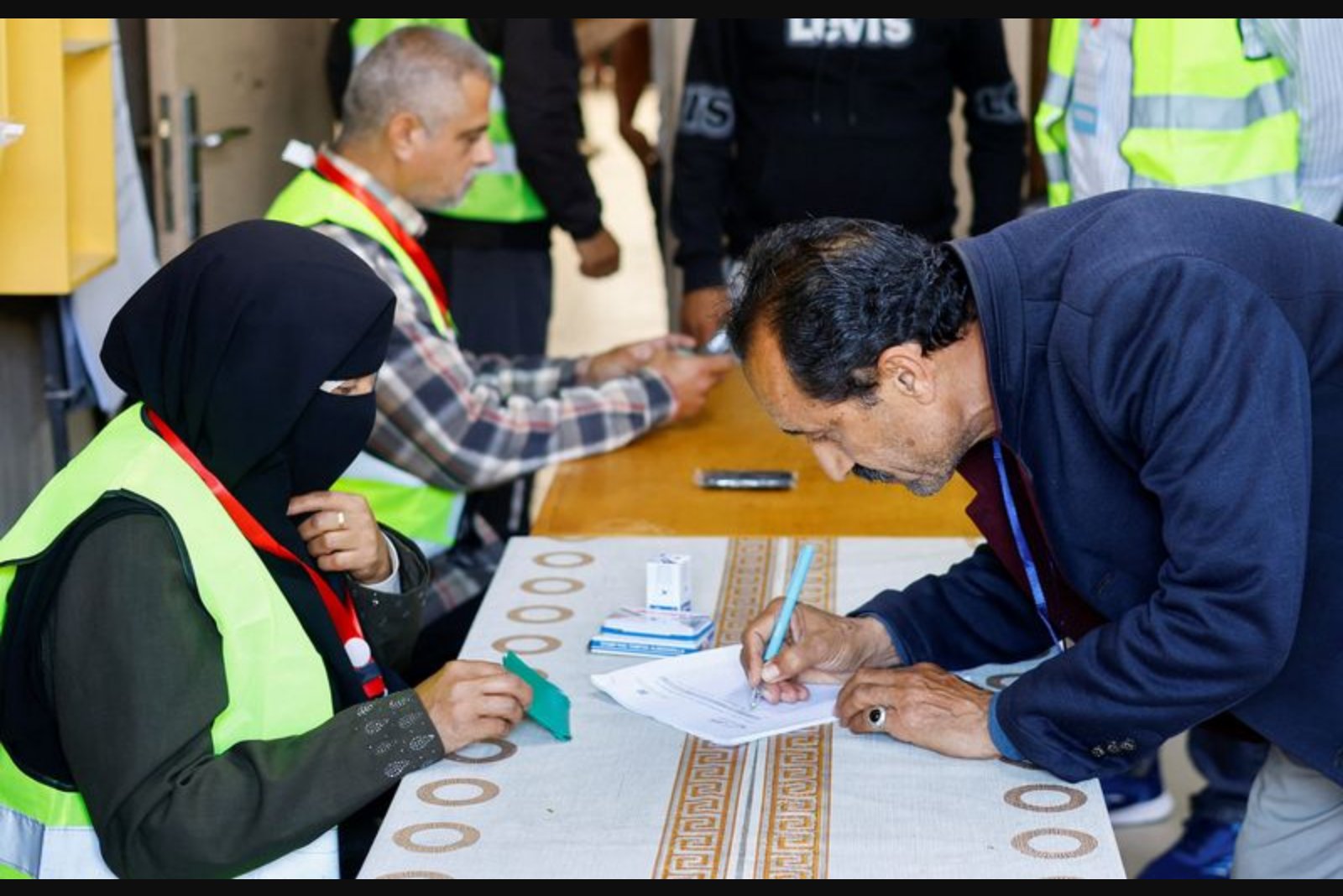 Abbas-aligned Lists Dominate Palestinian Local Polls as Gaza Seat Is Included