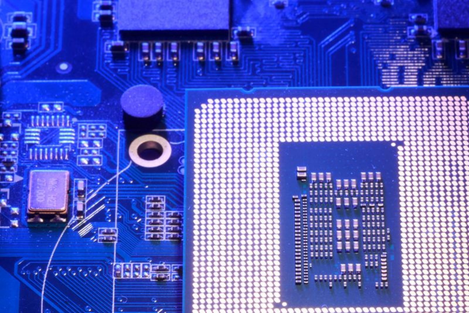 Market Volatility Intensifies as Rising Inflation and Semiconductor Slump Weigh on Equities