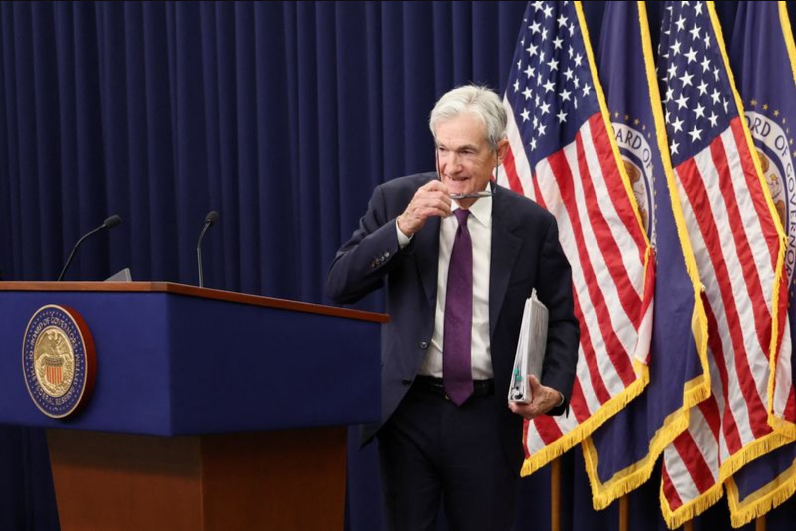 Markets Jolt as Oil Nears $120, Fed Vote Exposes Deep Split