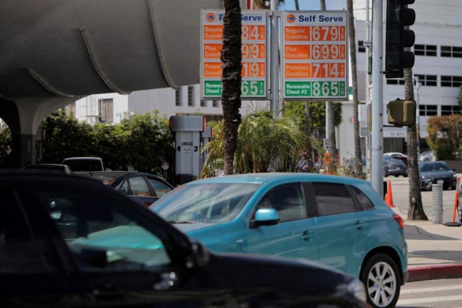 California Gasoline Inventories Hit Record Low as Hormuz Closure Strains Supplies