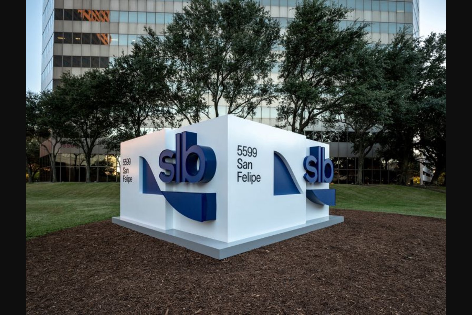 SLB Seeks to Recover Higher Costs After Strait of Hormuz Disruption Hits Operations