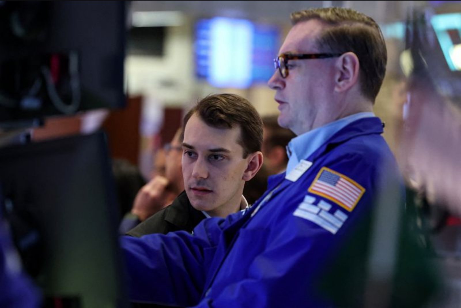 S&P 500 and Nasdaq Close at Records as Ceasefire Extension and Strong Earnings Boost Sentiment