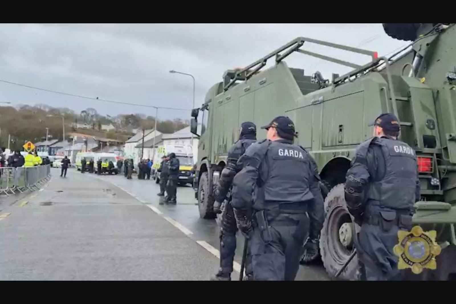 Irish police remove tractors and trucks from central Dublin after five-day fuel blockade