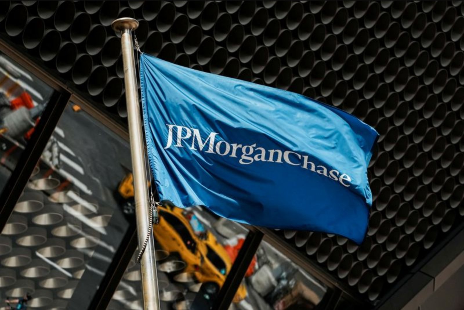 JPMorgan Strengthens Tech Banking Team with Two Senior Hires from Bank of America