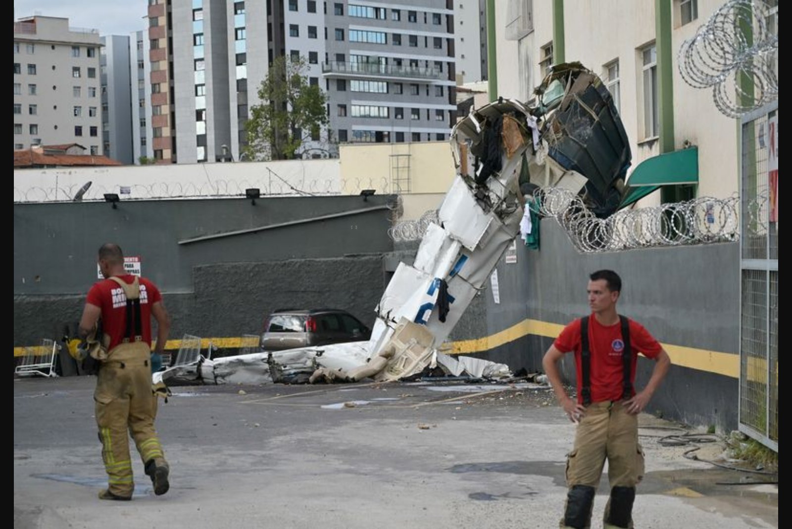 Three Die After Small Plane Crashes Into Residential Building in Belo Horizonte