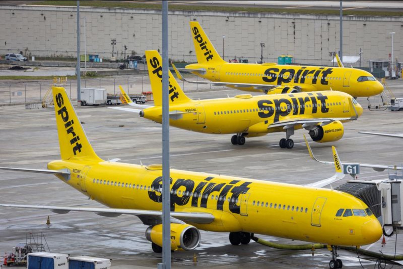 U.S. Weighs Defense Production Act to Support Spirit Airlines in Bankruptcy Exit