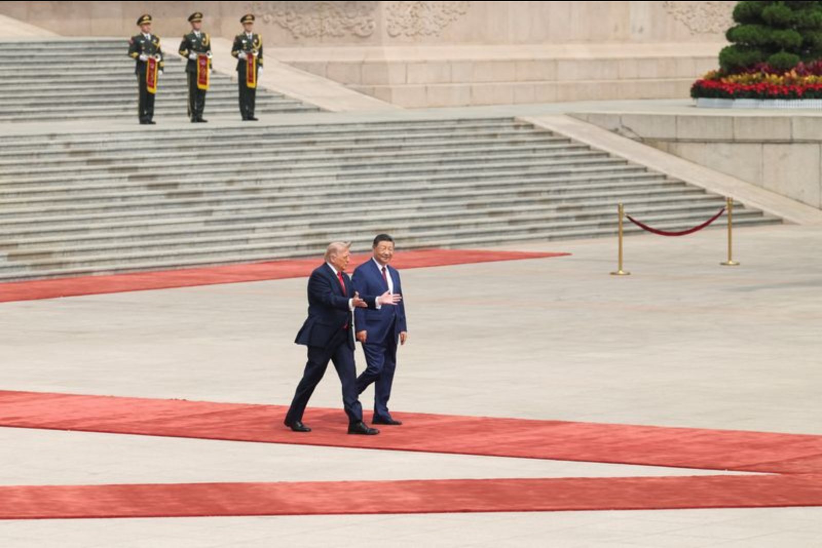 Iran Conflict Dominates Trump’s Beijing Trip as Negotiations Stall