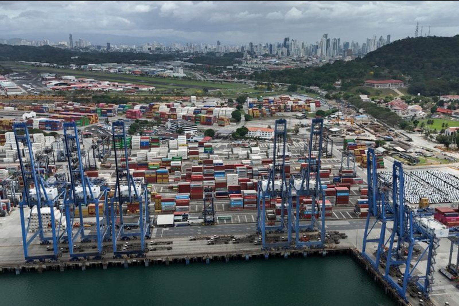 BlackRock-backed group aims to proceed with CK Hutchison ports purchase without Panama terminals
