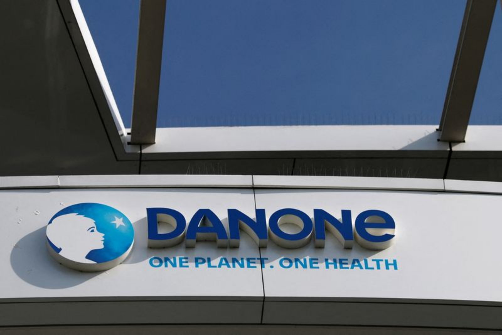 Danone says 2025 outperformance and cost cuts set stage for confident 2026 outlook